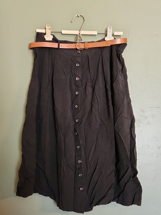 Modcloth Dresses & Skirts - Black Button-Front Women’s Skirt